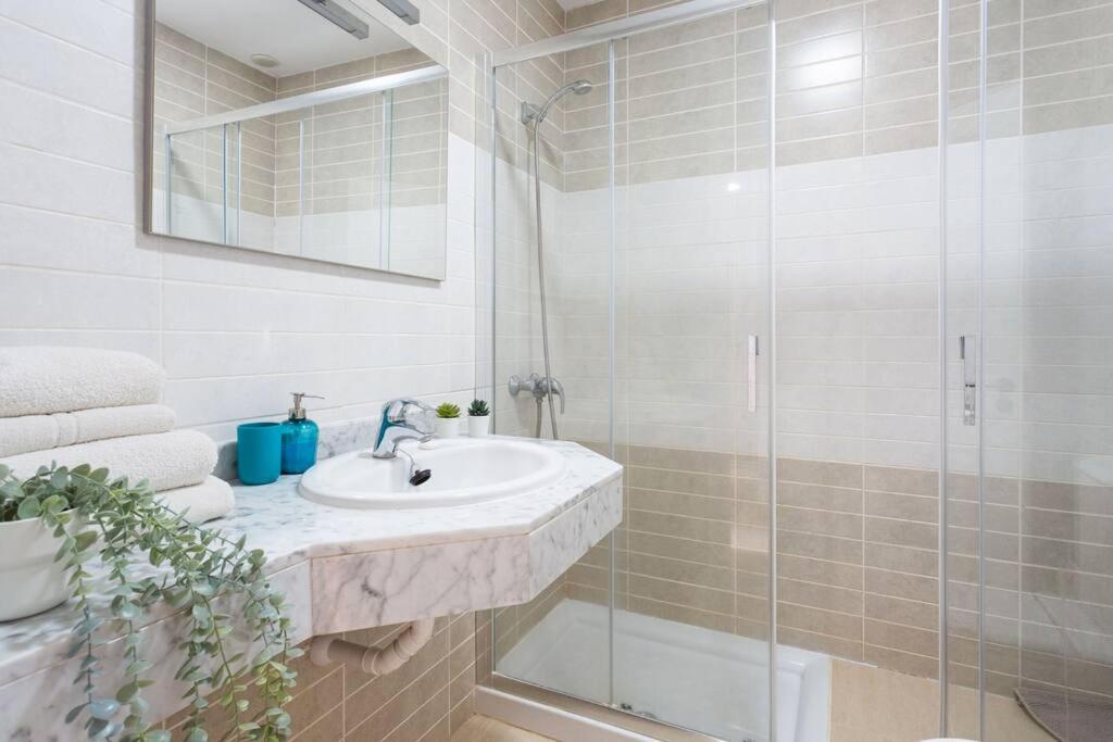 סן מיגל דה אבונה Prachtig Luxe Appartement Met Zeezicht מראה חיצוני תמונה